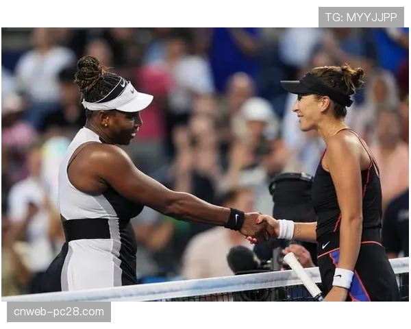 师徒对决，阿尔特塔与埃梅里场边激烈交流，赛后握手致意